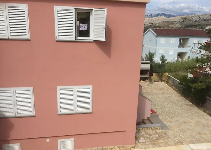 Snajder דירה פג